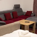 Отель Muska Voda Kladanj