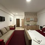 Muska Voda Отель 3*